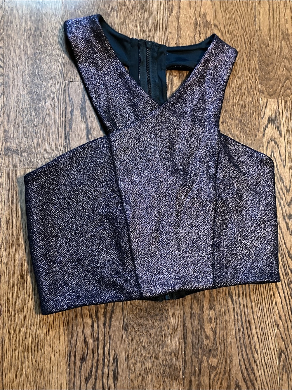 NWOT- One of a kind Metallic Plum Sleeveless Cropped Tank Top w free gift - Picture 3 of 11